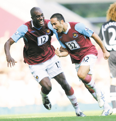 骑士队连遭打击，小莫布里缺席两场赛事（骑士雪上加霜，小莫布里缺阵两场）