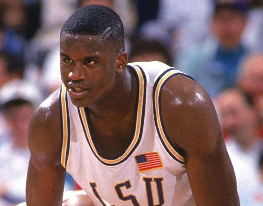 赫斯基：全世界都缺传统中锋，很难找到英格兰下一个“9号”（赫斯基：传统中锋全球稀缺，英格兰难觅下一位“9号”）