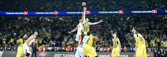 维拉力克曼城阿森纳，曼联利物浦你方唱罢我登场，或酝酿一场换帅抢亲交锋闹剧！（阿斯顿维拉连斩曼城与阿森纳，曼联利物浦轮番登场，换帅抢人大战一触即发？）