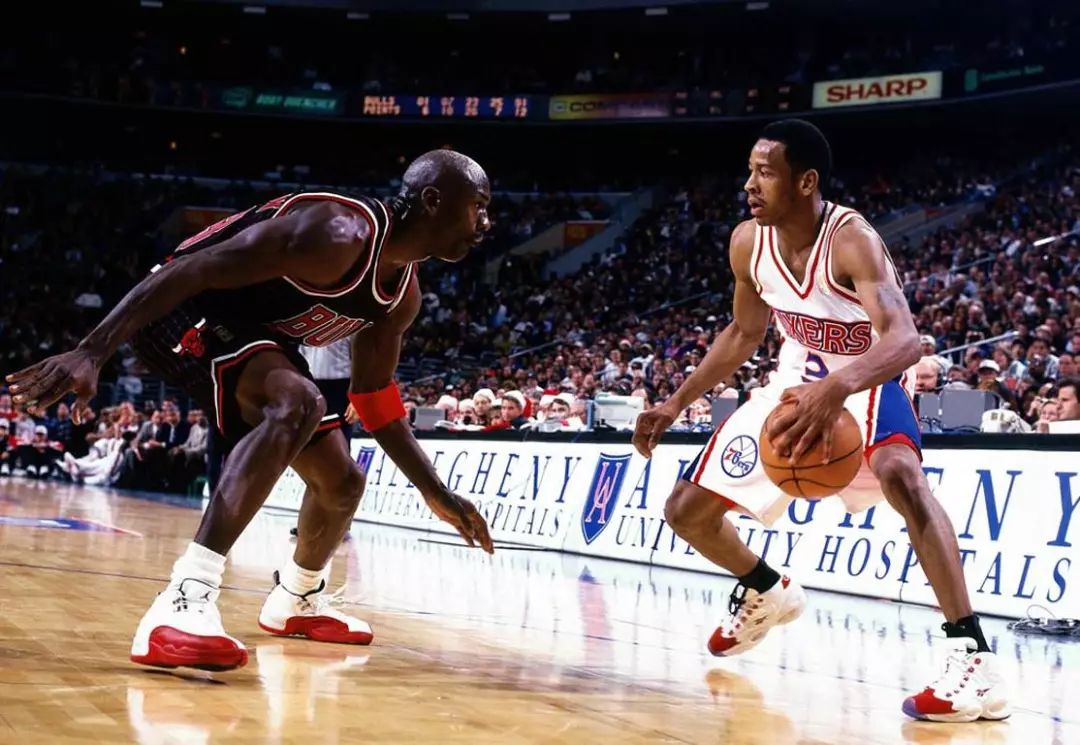 维尼修斯：友谊赛能帮巴西积累经验；我们都很喜欢和安帅共事（维尼修斯称热身赛助巴西增长阅历：全队都乐于与安帅共事）